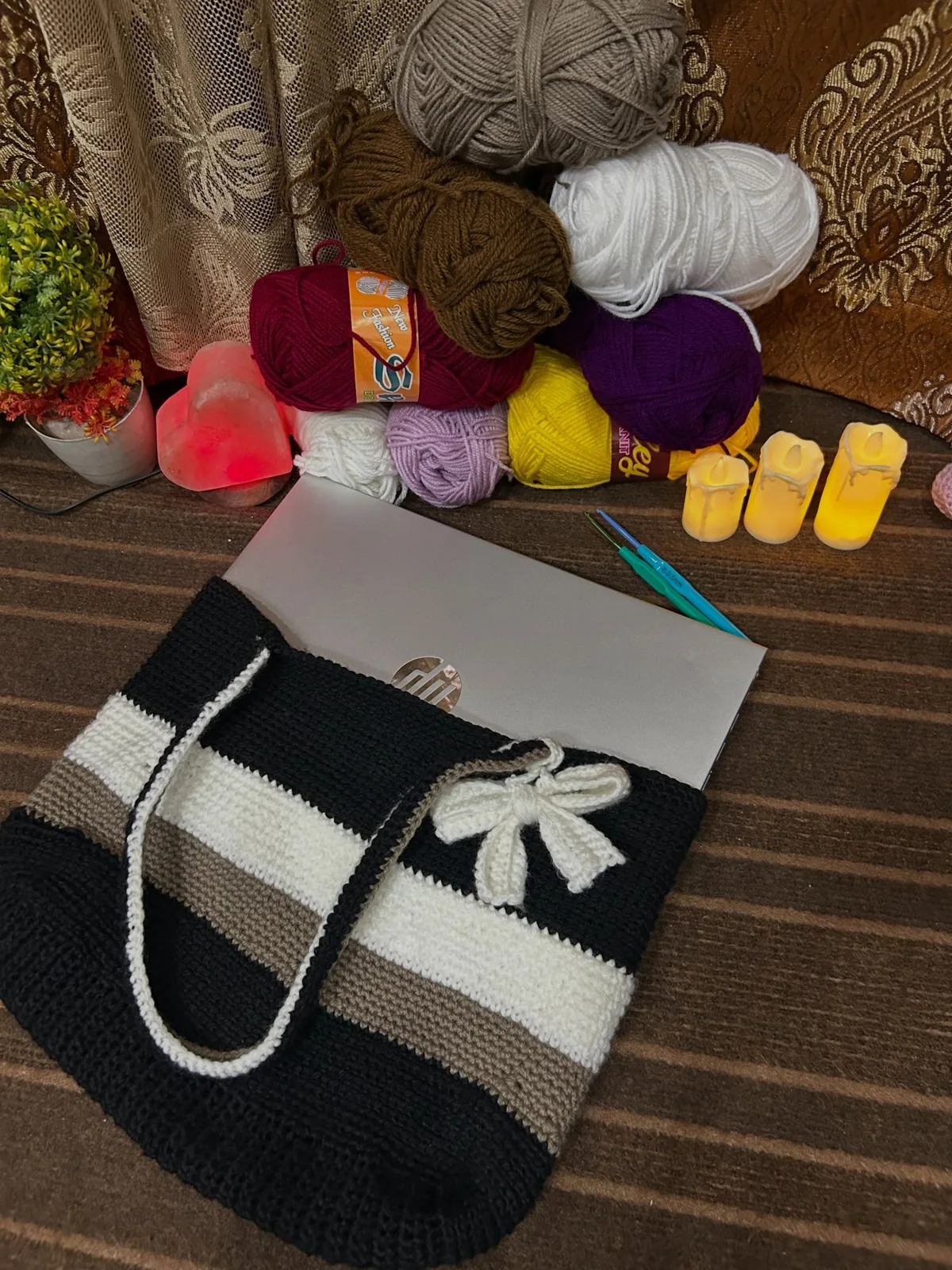 Knots by Esha Striped Bow Tote Bag